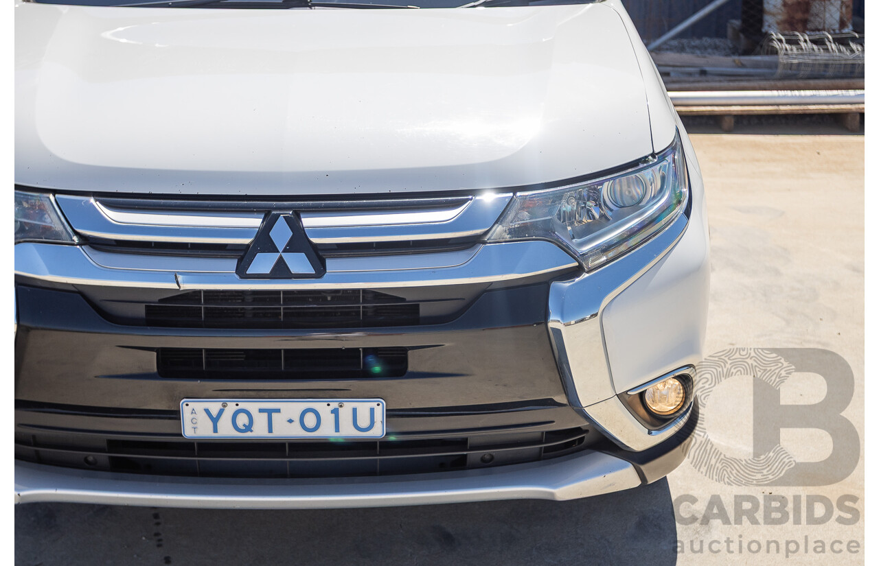 2/2016 Mitsubishi Outlander LS ZK MY16 4D Wagon White 2.0L