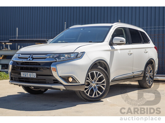 2/2016 Mitsubishi Outlander LS ZK MY16 4D Wagon White 2.0L