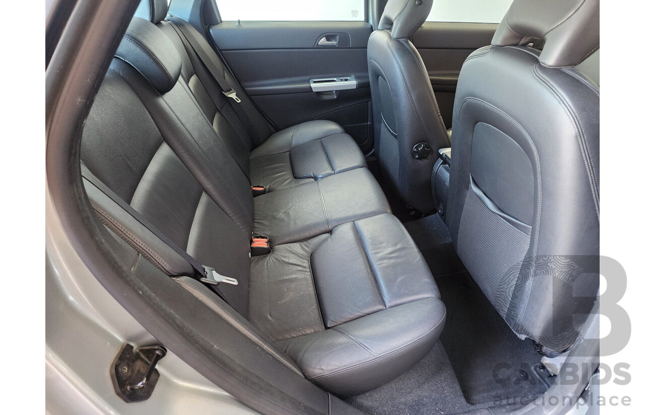 3/2011 Volvo S40 T5 S MY11 4d Sedan Silver 2.5L