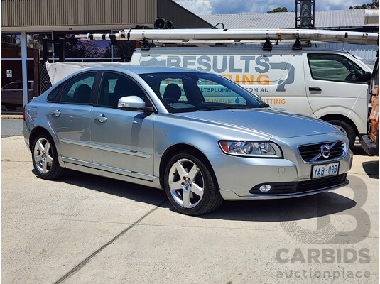 3/2011 Volvo S40 T5 S MY11 4d Sedan Silver 2.5L