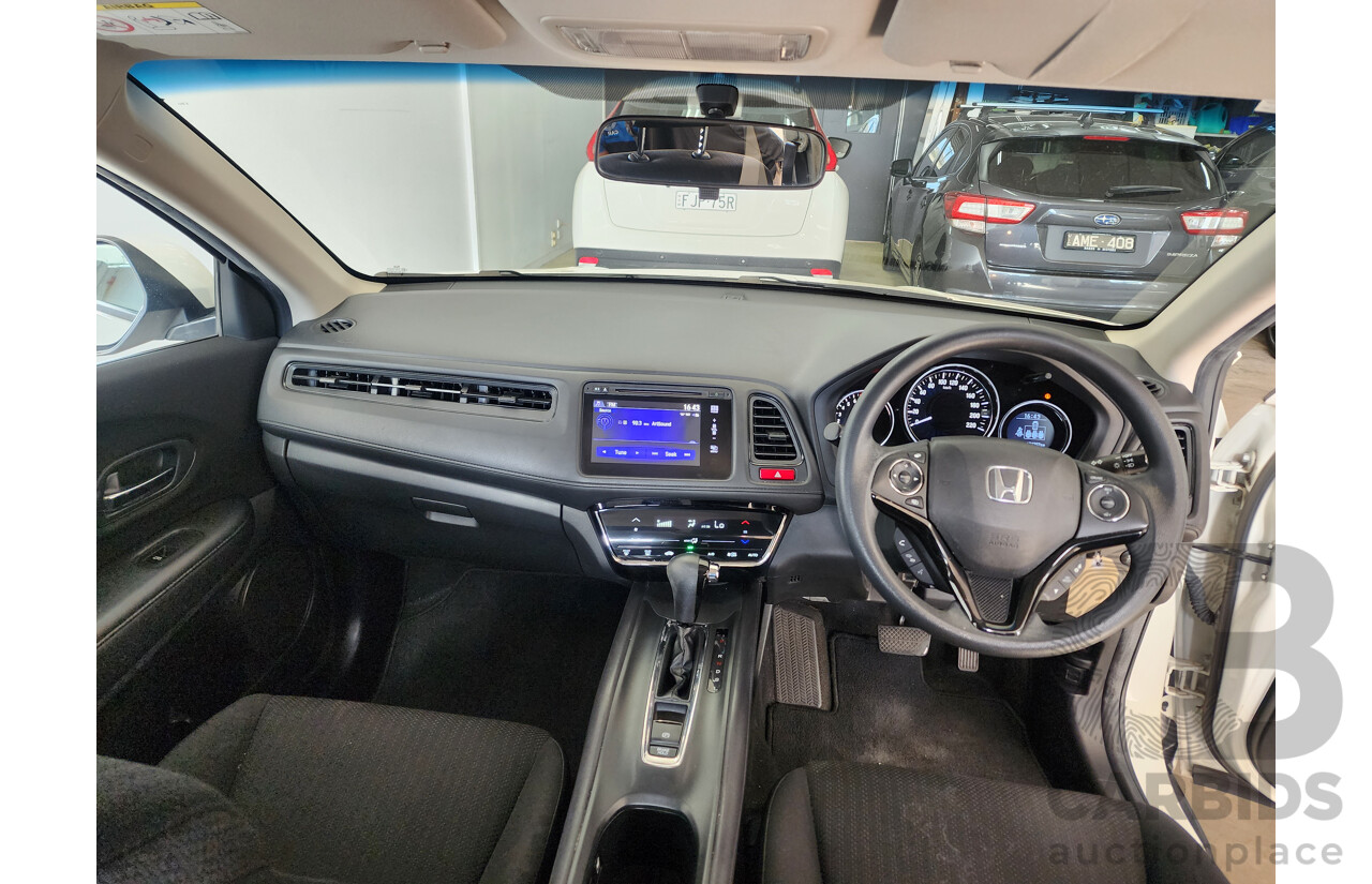 5/2015 Honda Hr-V VTi  4d Wagon White 1.8L