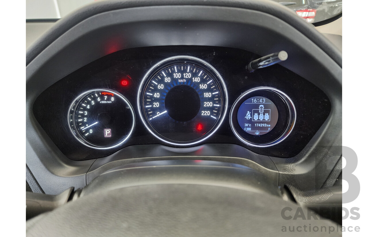 5/2015 Honda Hr-V VTi  4d Wagon White 1.8L