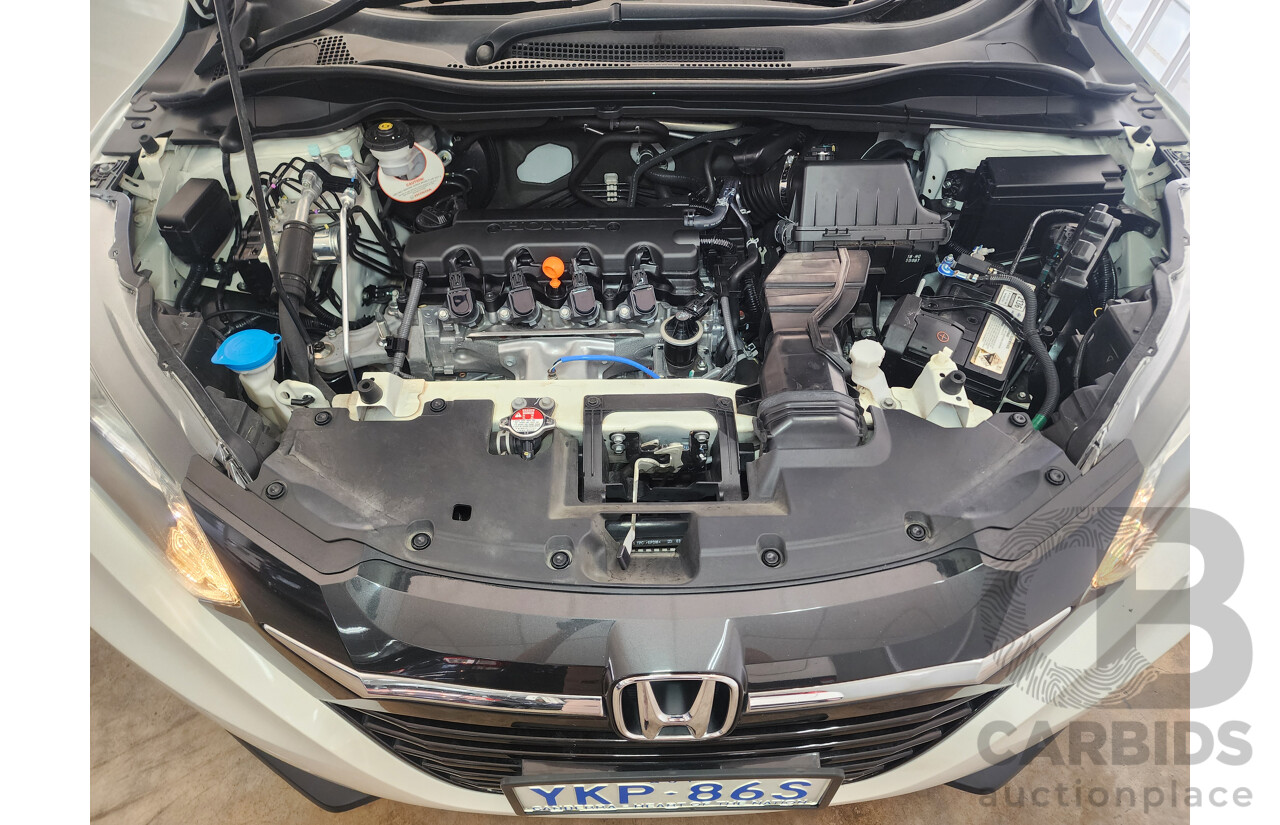 5/2015 Honda Hr-V VTi  4d Wagon White 1.8L