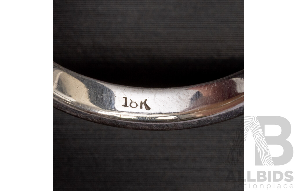 18ct White Gold Solitaire Natural Princess Cut Engagement Ring, Size L.5. Total Weight - 4.12gms