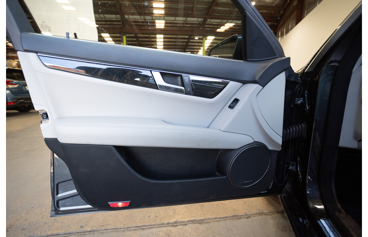 11/2011 Mercedes-Benz C220 CDI Avantguard W204 MY10 4D Sedan Magnetite Black 2.1L