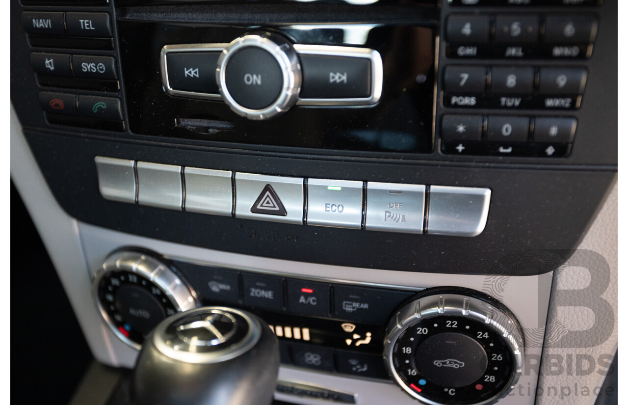 11/2011 Mercedes-Benz C220 CDI Avantguard W204 MY10 4D Sedan Magnetite Black 2.1L