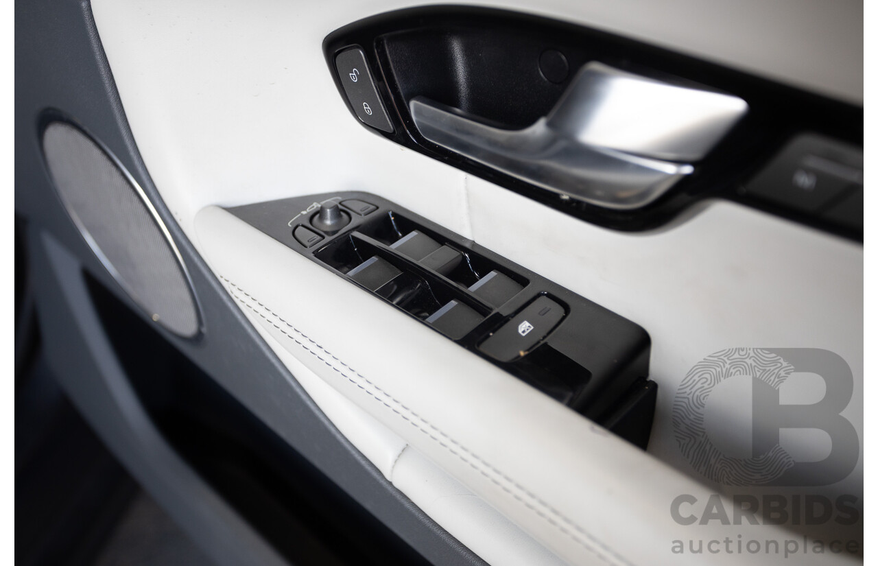 08/2016 Range Rover Evoque Td4 180 HSE Dynamic (AWD) LV MY17 5D Wagon Waitomo Grey Turbo Diesel 2.0L