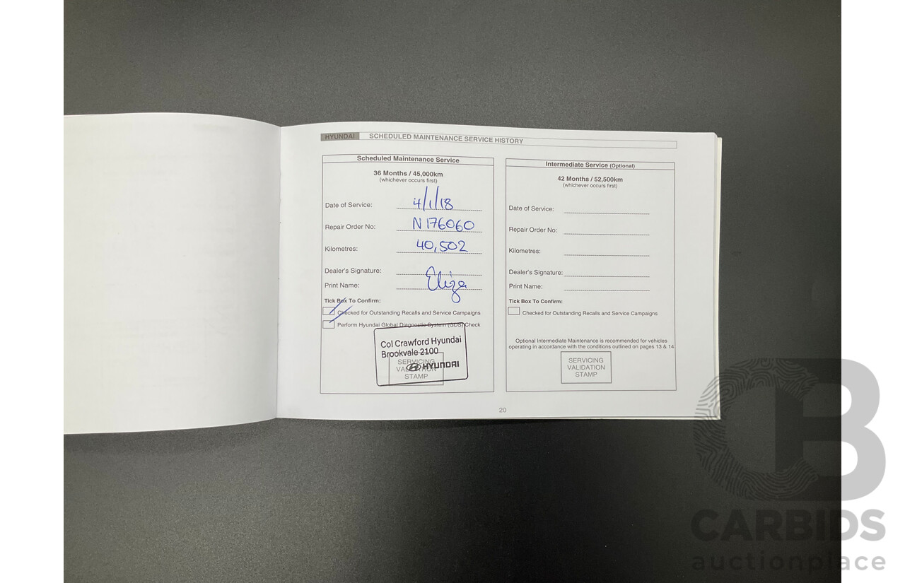 10/2014 Hyundai i30 SE GD MY14 5d Hatchback Sleek Silver 1.8L