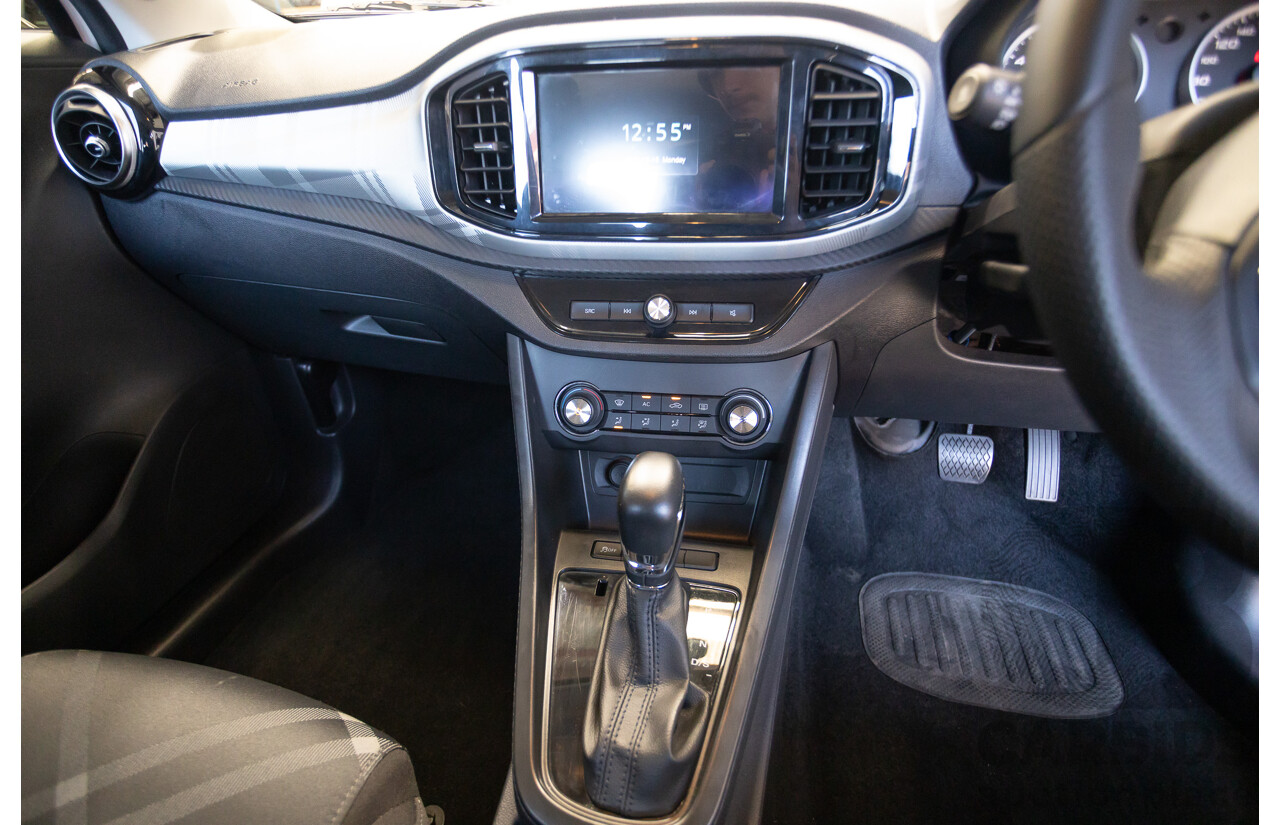 3/2024 MG MG3 Auto Core SZP1 MY24 5D Hatchback Dover White 1.5L