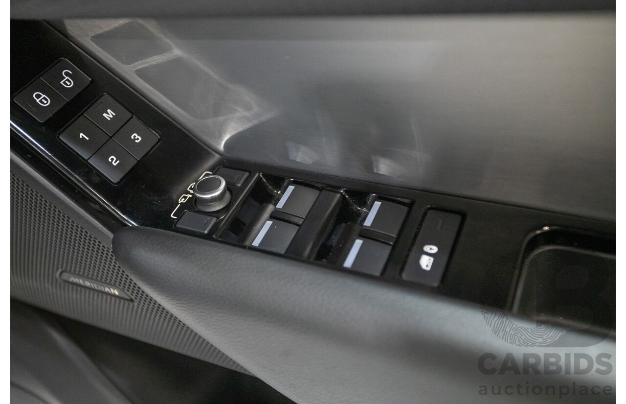 12/2018 Range Rover Velar D300 R-Dynamic S (AWD)  MY18 4D Wagon Fuji White Turbo Diesel 3.0L