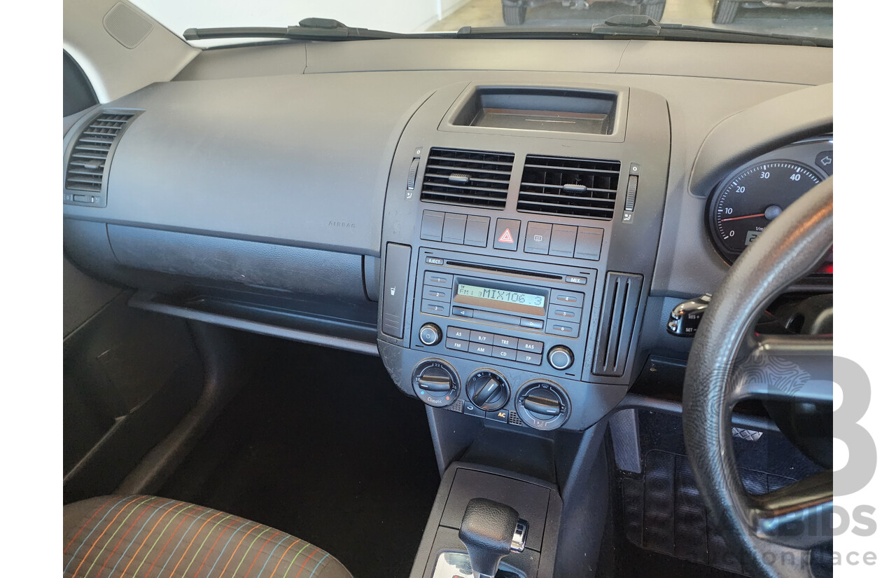 1/2007 Volkswagen Polo Match 9N MY07 UPGRADE 5d Hatchback Silver 1.6L