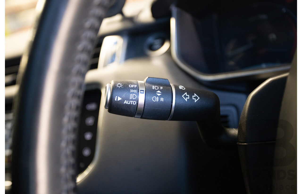 9/2015 Land Rover Range Rover Sport SDV8 HSE Dynamic LW MY16 4d Wagon Santorini Black V8 4.4L