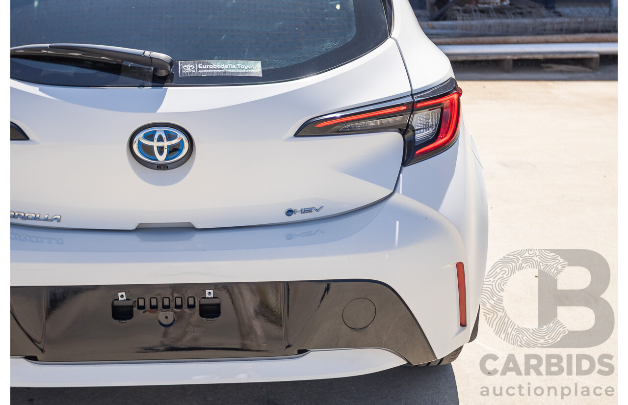 11/2024 Toyota Corolla Ascent Sport Hybrid ZWE219R 5D Hatchback Glacier White 1.8L - 70kw Hybrid