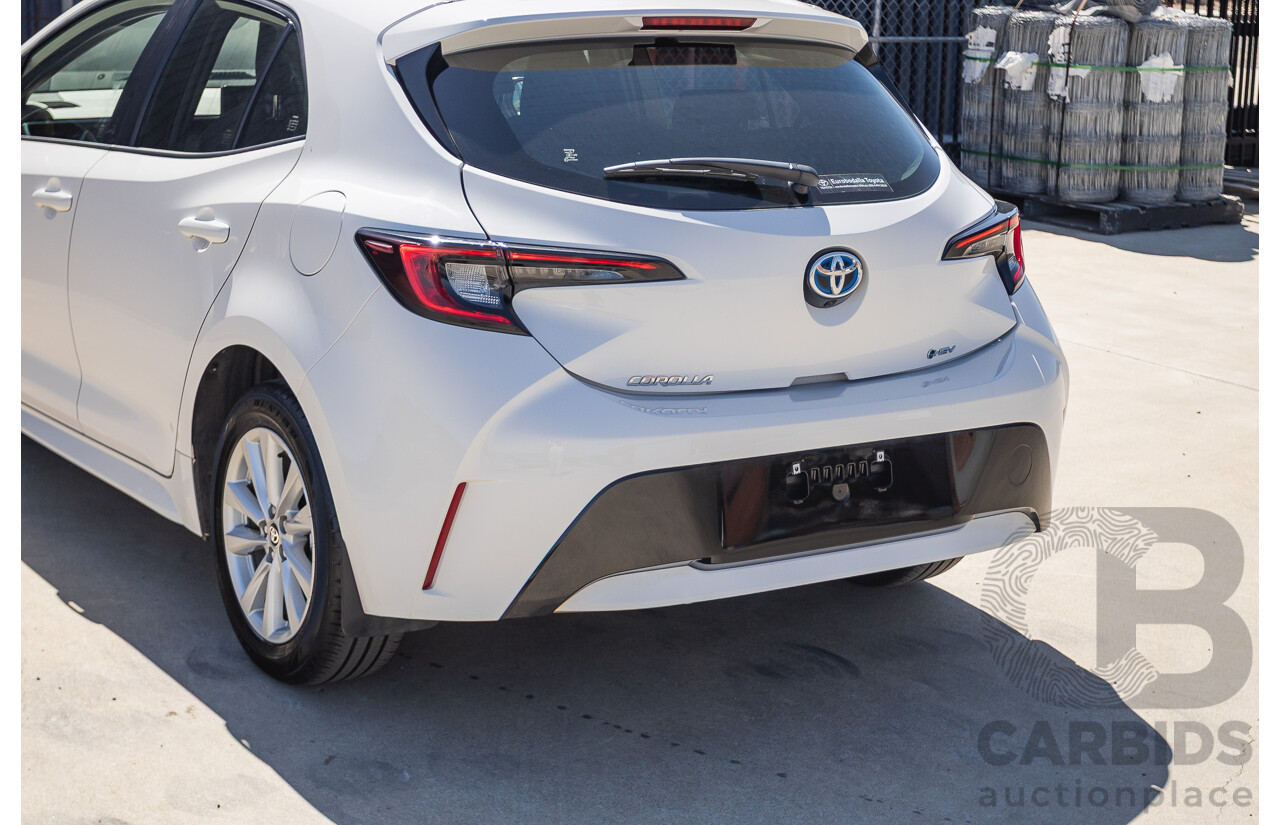 11/2024 Toyota Corolla Ascent Sport Hybrid ZWE219R 5D Hatchback Glacier White 1.8L - 70kw Hybrid