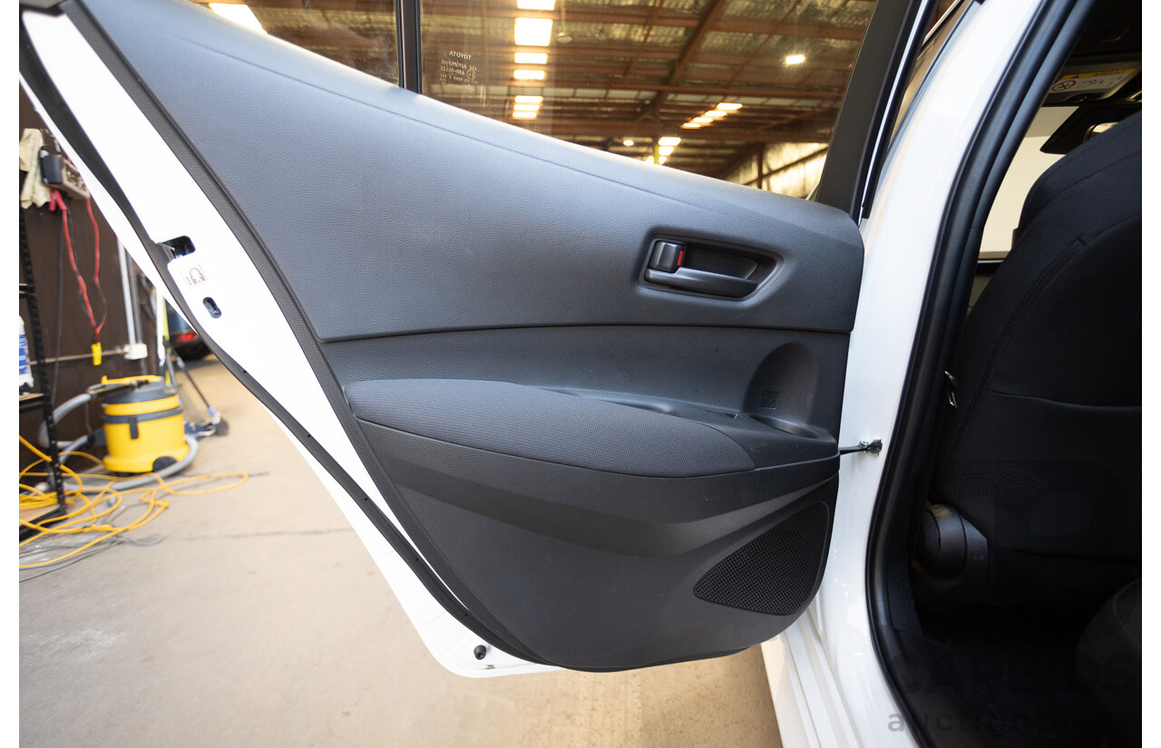 11/2024 Toyota Corolla Ascent Sport Hybrid ZWE219R 5D Hatchback Glacier White 1.8L - 70kw Hybrid