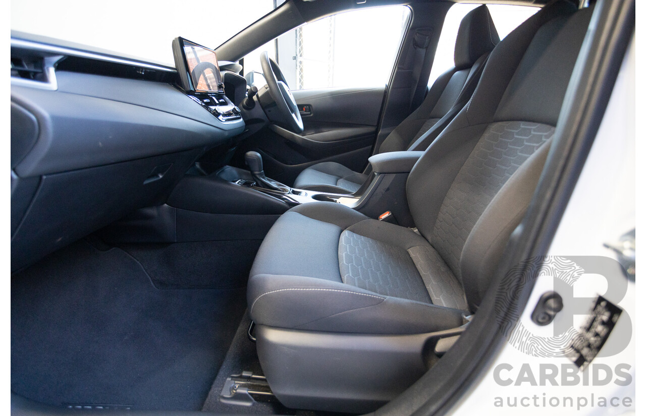 11/2024 Toyota Corolla Ascent Sport Hybrid ZWE219R 5D Hatchback Glacier White 1.8L - 70kw Hybrid
