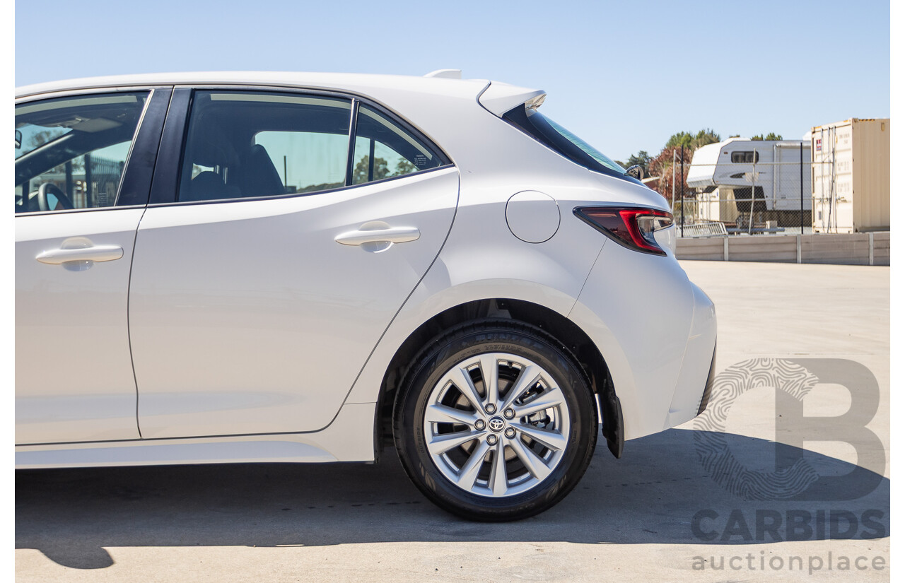 11/2024 Toyota Corolla Ascent Sport Hybrid ZWE219R 5D Hatchback Glacier White 1.8L - 70kw Hybrid