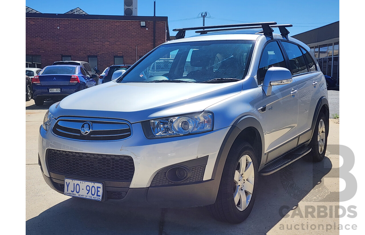 12/2013 Holden Captiva 7 SX (fwd) CG MY13 4d Wagon Silver 2.4L