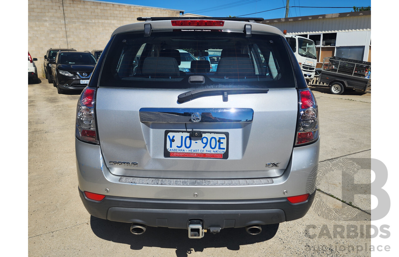 12/2013 Holden Captiva 7 SX (fwd) CG MY13 4d Wagon Silver 2.4L