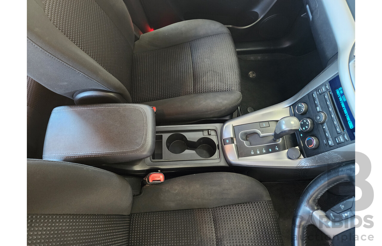 12/2013 Holden Captiva 7 SX (fwd) CG MY13 4d Wagon Silver 2.4L