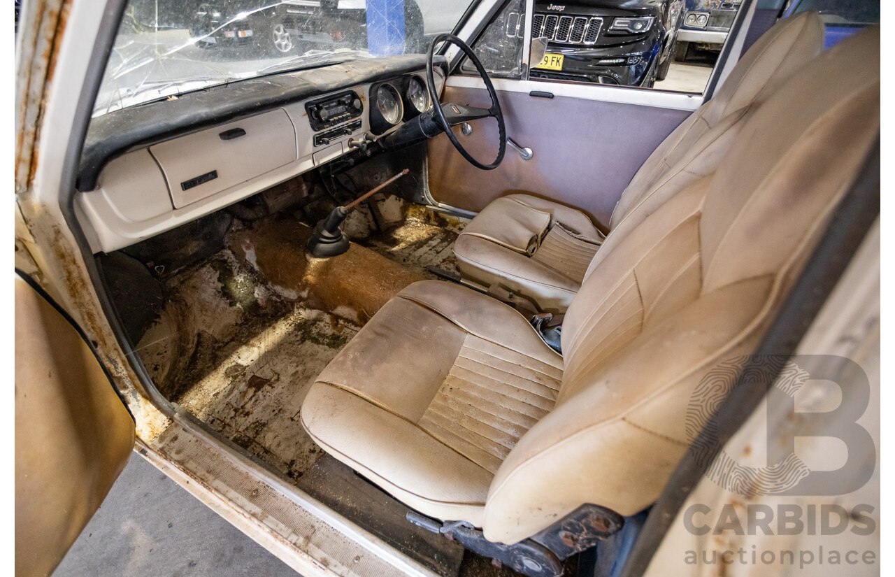 Circa 1969 Toyota Corolla KE16 2d Wagon White 1.1L