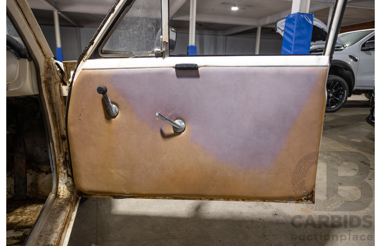 Circa 1969 Toyota Corolla KE16 2d Wagon White 1.1L