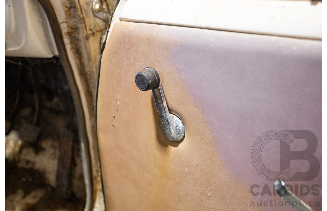 Circa 1969 Toyota Corolla KE16 2d Wagon White 1.1L