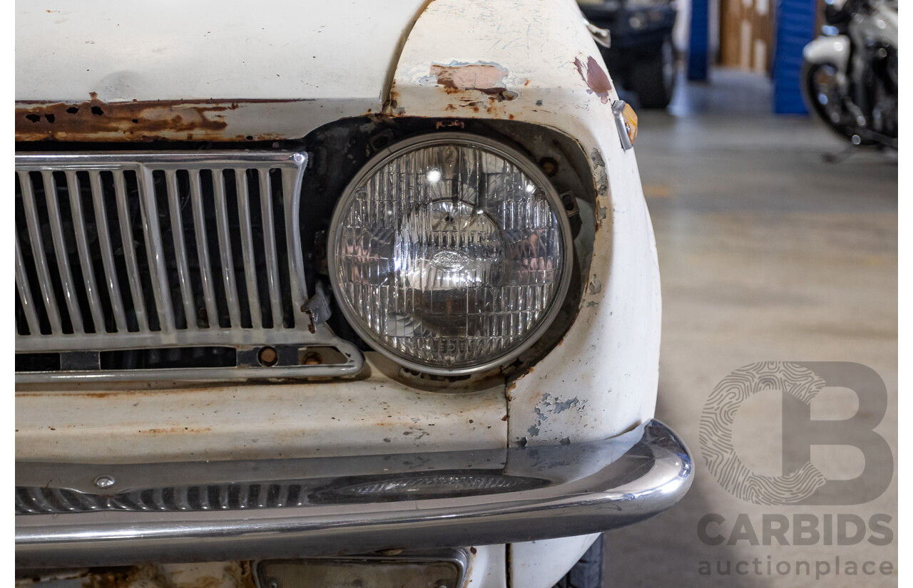 Circa 1969 Toyota Corolla KE16 2d Wagon White 1.1L
