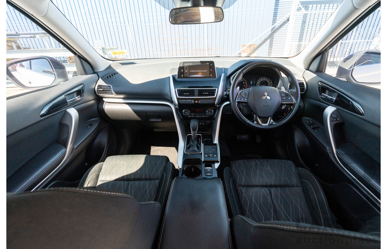 11/2019 Mitsubishi Eclipse Cross LS (2WD) YA MY20 4D Wagon Wicked White Turbo 1.5L