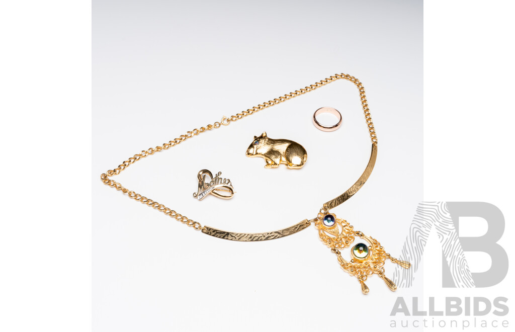 Collection of Gold Tone and Silver Jewellery - Lot of 4