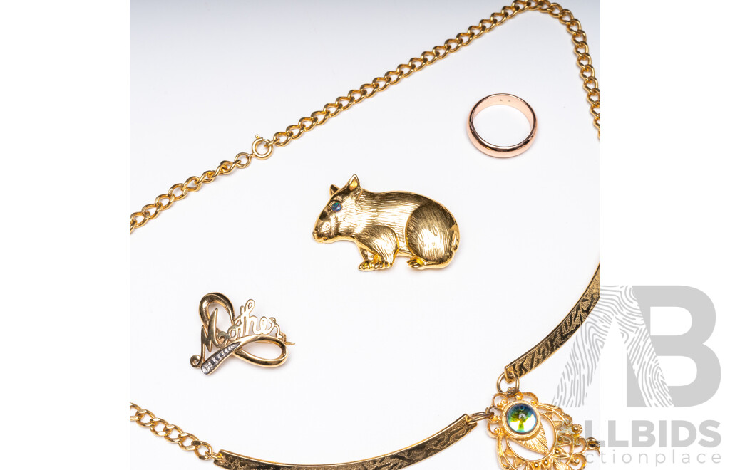 Collection of Gold Tone and Silver Jewellery - Lot of 4