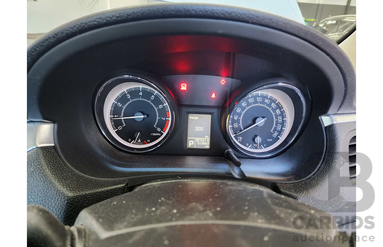 12/2010 Suzuki Kizashi XL FR 4d Sedan White 2.4L