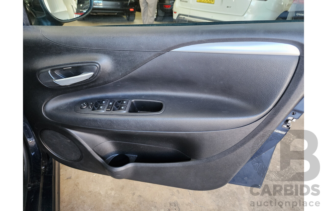 10/2013 Fiat Punto Lounge MY13 5d Hatchback Blue 1.4L