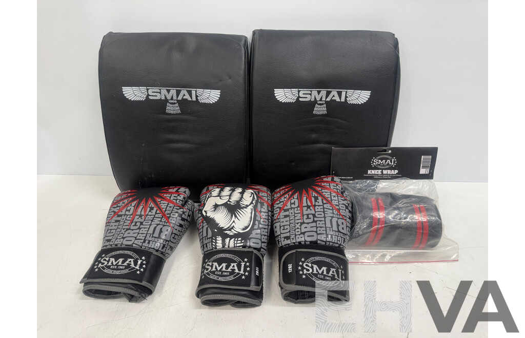 Smai Boxing Gloves/Kick Shields/Knee Wrap