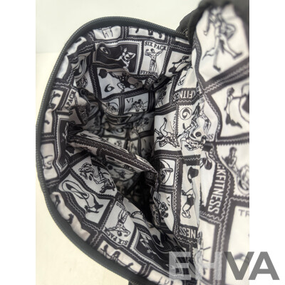 6 Pack Fitness Innovator 300 Meal Management Bag