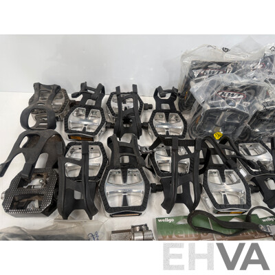 Spin Bike Pedals with Half Toe Clips + Wellgo Straps + Spares
