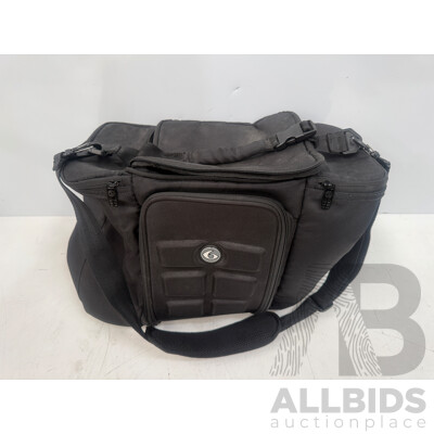 6 Pack Fitness Innovator 300 Meal Management Bag
