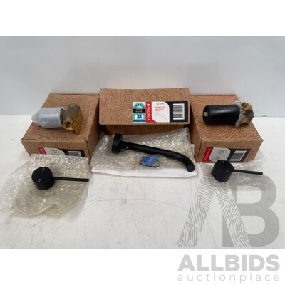 Phoenix 2x Shower Mixer + Phoenix Wall Basin Outlet