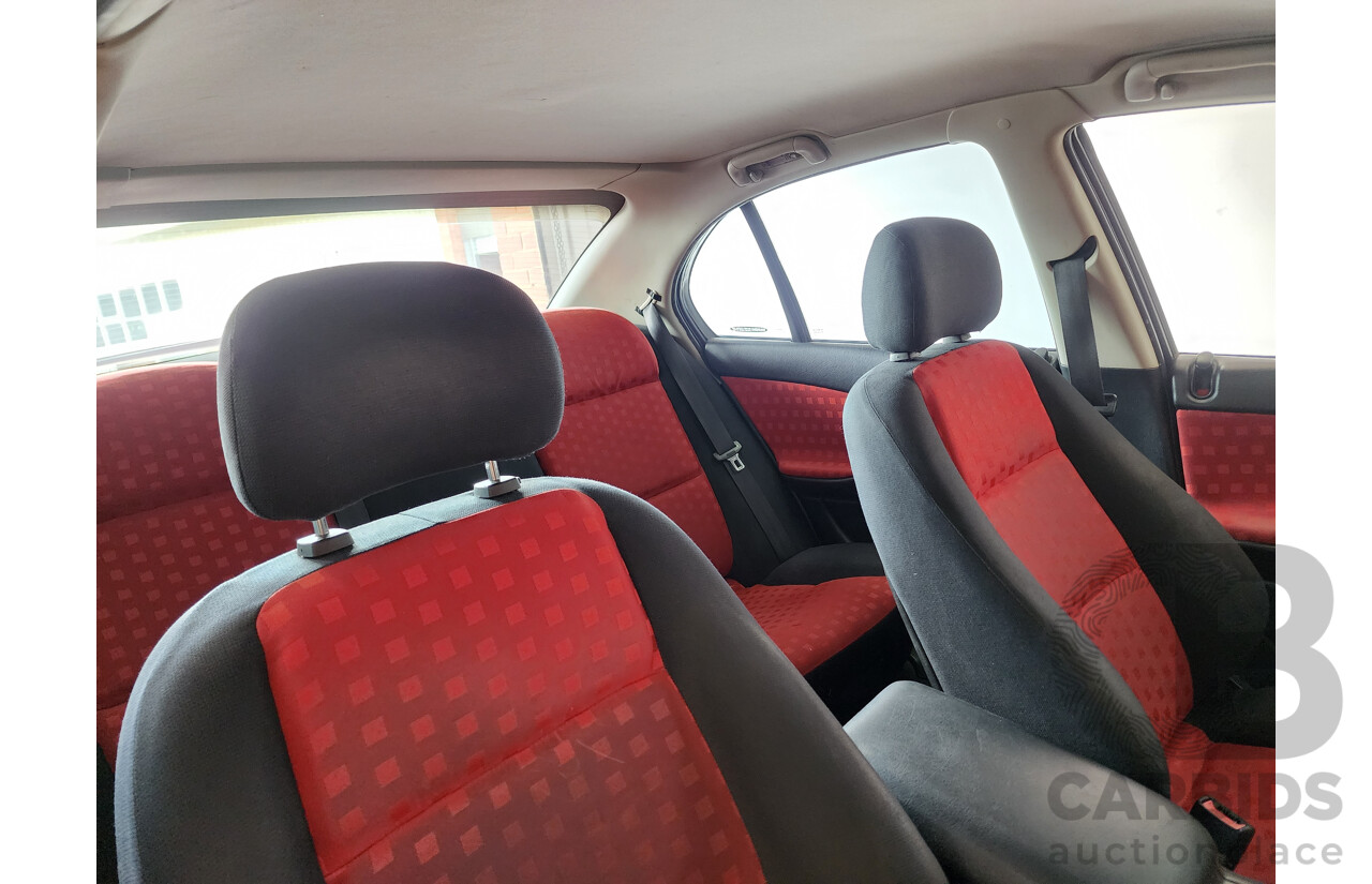 1/2004 Holden Commodore S VYII 4d Sedan Red 3.8L