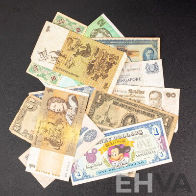 Collection of Vintage Banknotes Including Australian 1985 Two Dollars, Johnston/Fraser, 1981 One Dollars, Johnston/Stone, WW2 Japanese Occupation Notes and USA Milatary Payment Certificate...................