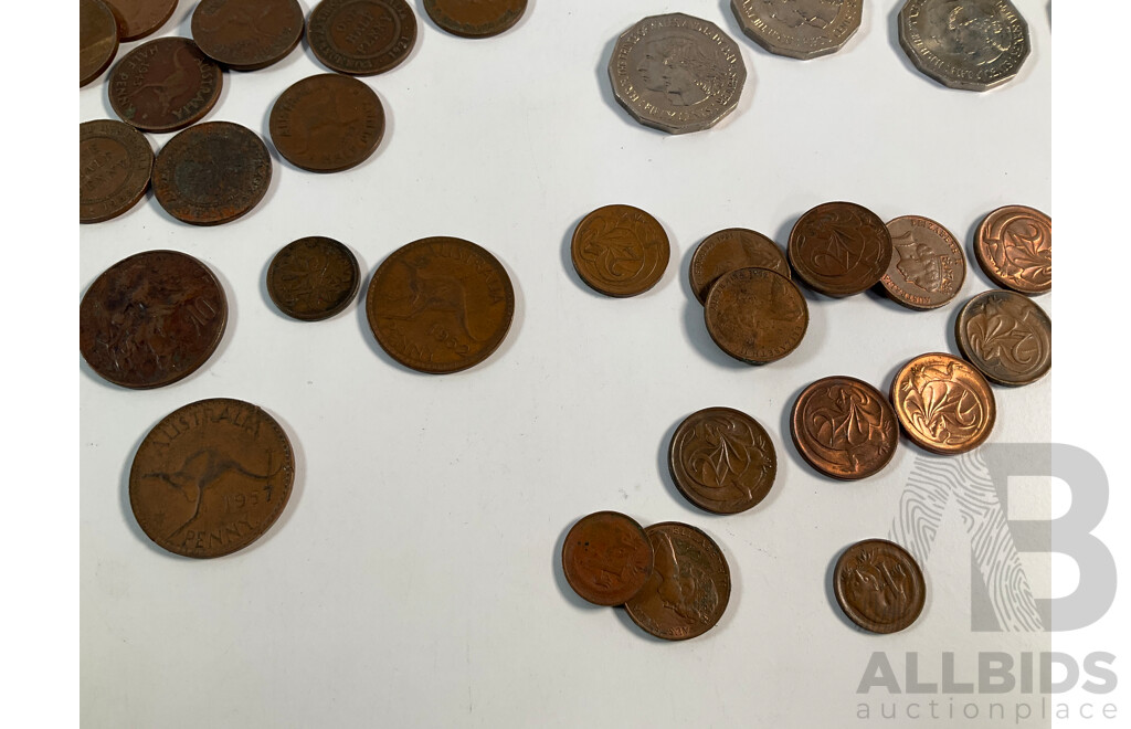 Collection of Australian Half Pennies Spanning 1914 to 1963, One and Two Cent Coins Spanning 1966 to 1980's, 1981 Charles and Diana Stamp Pack and Fifty Cent Coins, 1982 Commonwealth Games Fifty Cents