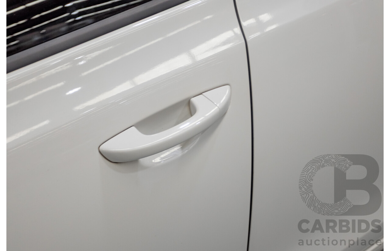 1/2013 Volkswagen Golf GTI 1K MY13 5D Hatchback White Turbo 2.0L