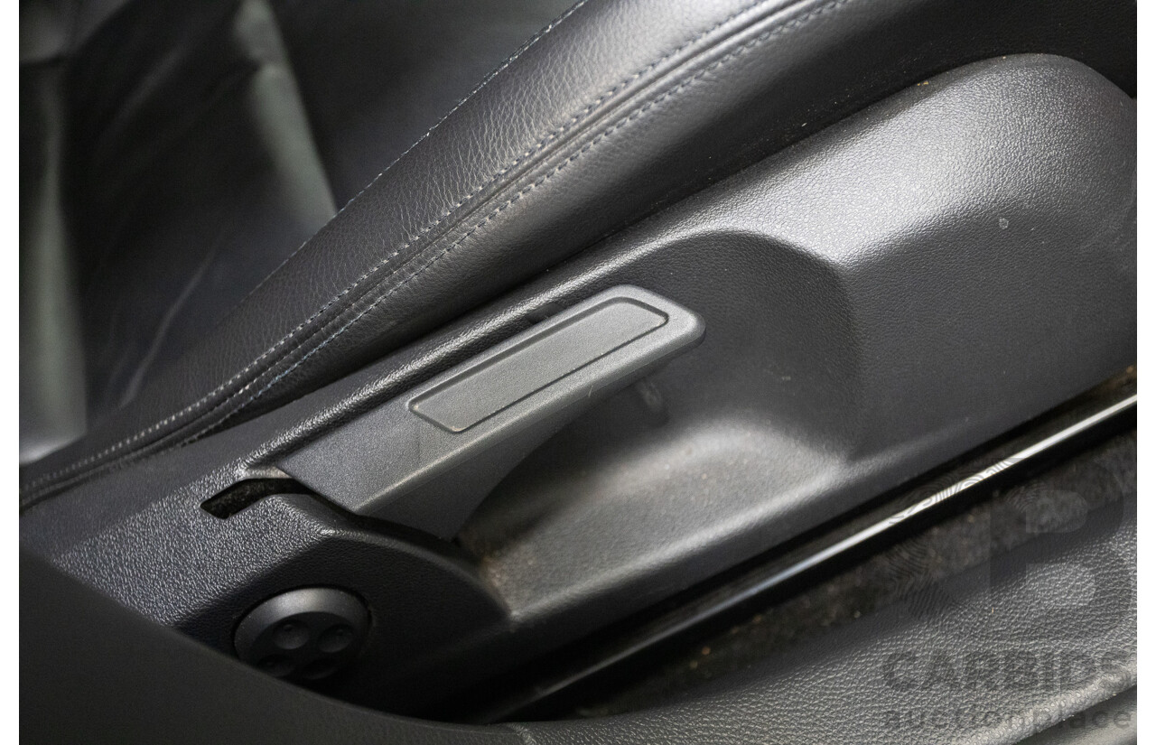 1/2013 Volkswagen Golf GTI 1K MY13 5D Hatchback White Turbo 2.0L