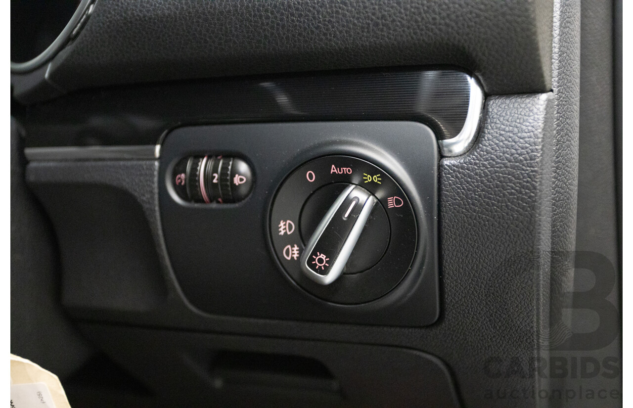 1/2013 Volkswagen Golf GTI 1K MY13 5D Hatchback White Turbo 2.0L