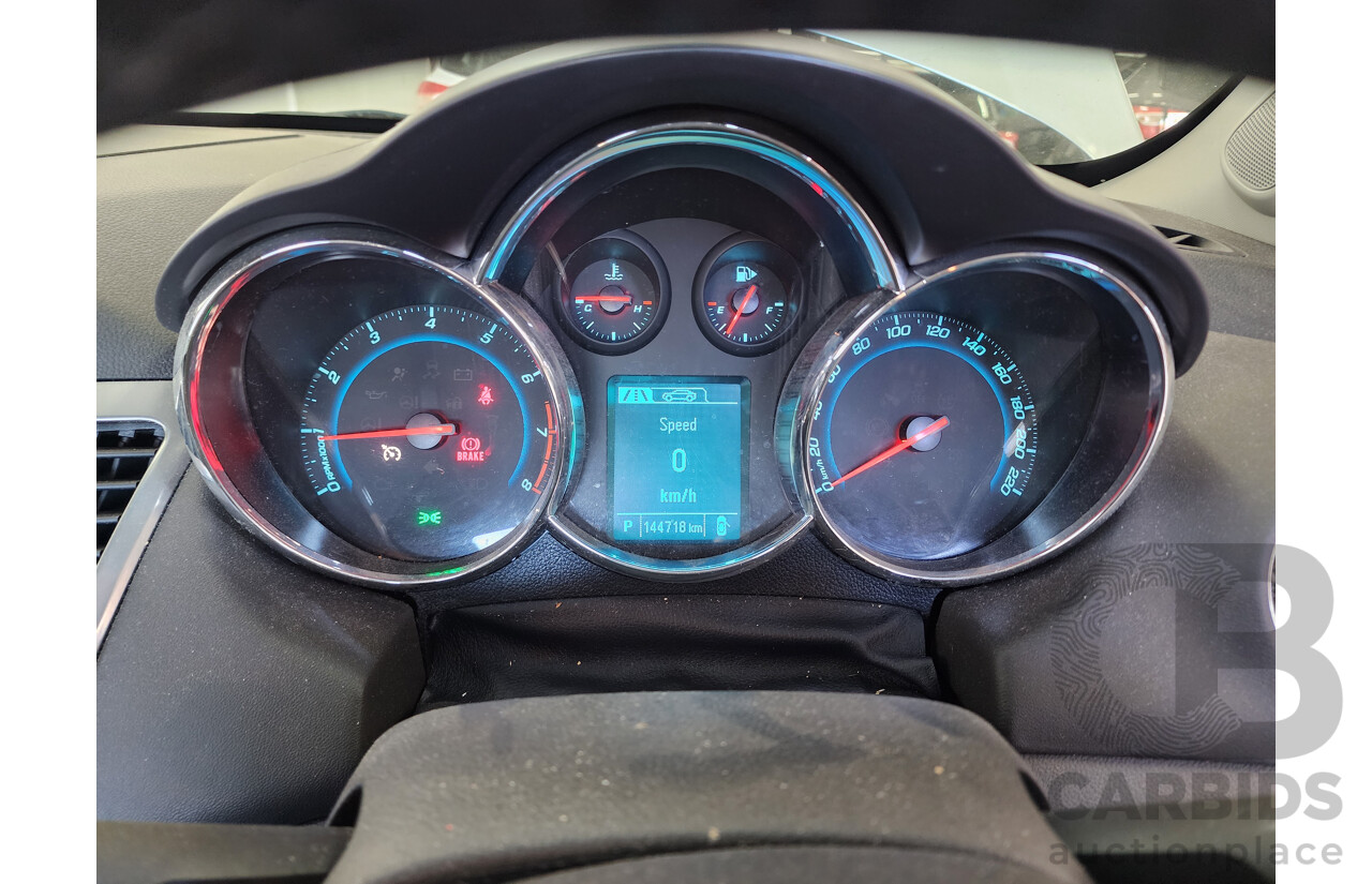 6/2014 Holden Cruze Z-Series JH MY14 4d Sedan Silver 1.8L