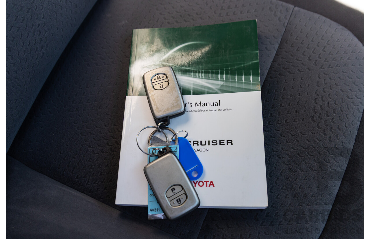 1/2011 Toyota Landcruiser GXL (4x4) VDJ200R 09 Upgrade 4d Wagon Magnetic Grey Metallic Turbo Diesel V8 4.5L