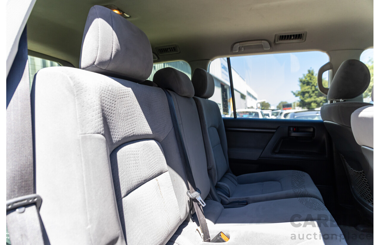 1/2011 Toyota Landcruiser GXL (4x4) VDJ200R 09 Upgrade 4d Wagon Magnetic Grey Metallic Turbo Diesel V8 4.5L