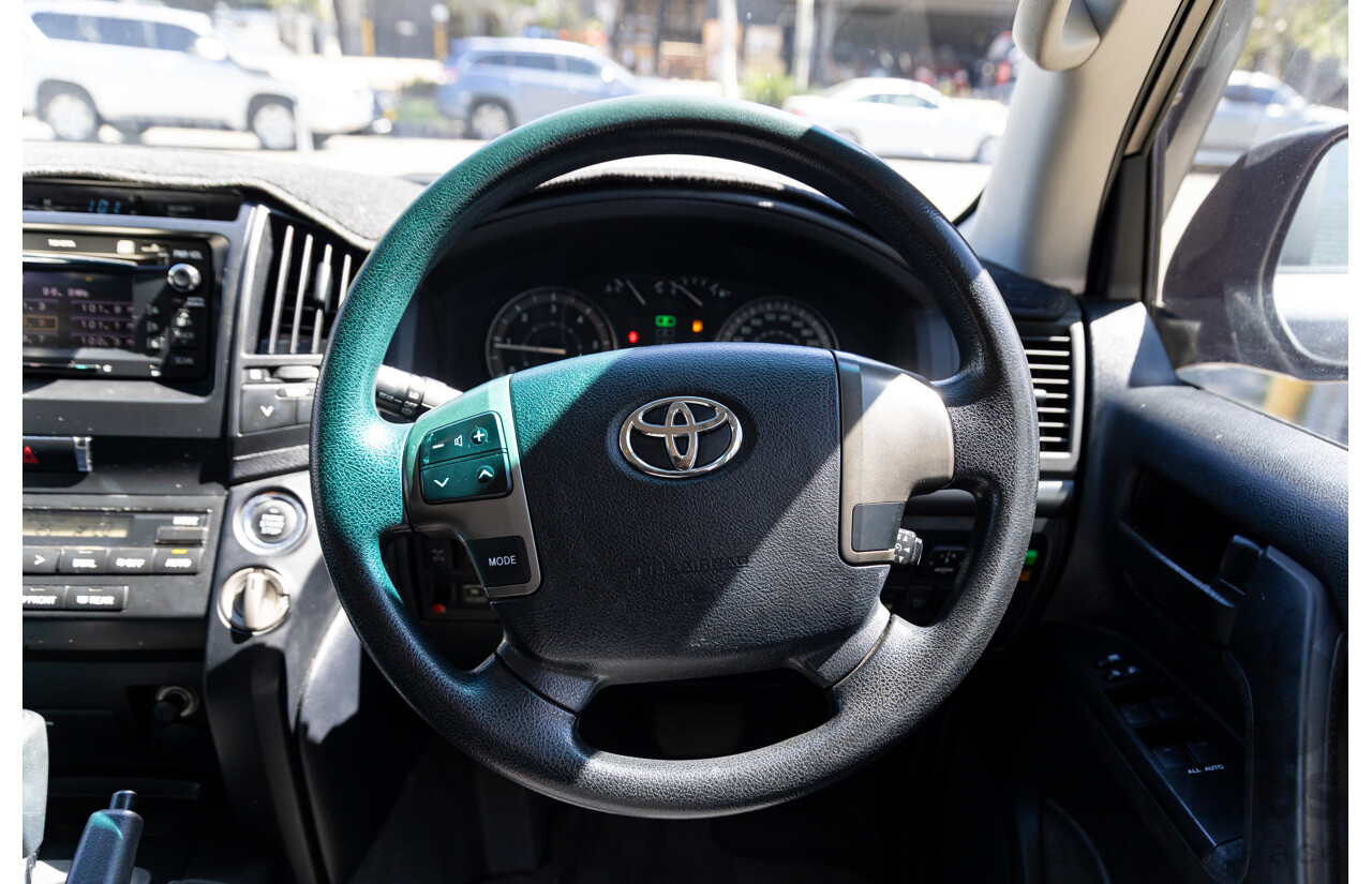 1/2011 Toyota Landcruiser GXL (4x4) VDJ200R 09 Upgrade 4d Wagon Magnetic Grey Metallic Turbo Diesel V8 4.5L