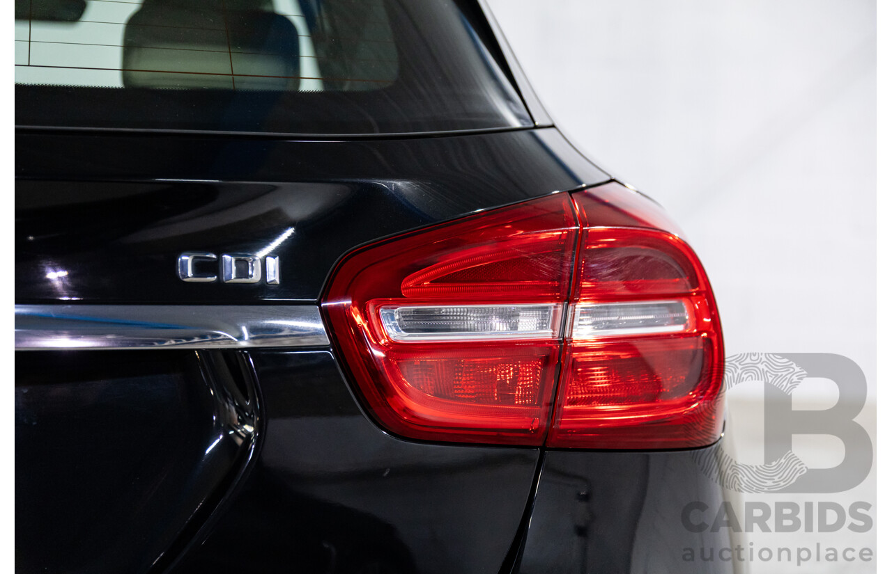 11/2014 Mercedes-Benz GLA200 CDI (FWD) X156 4d Wagon Cosmos Black Metallic Turbo 2.1L