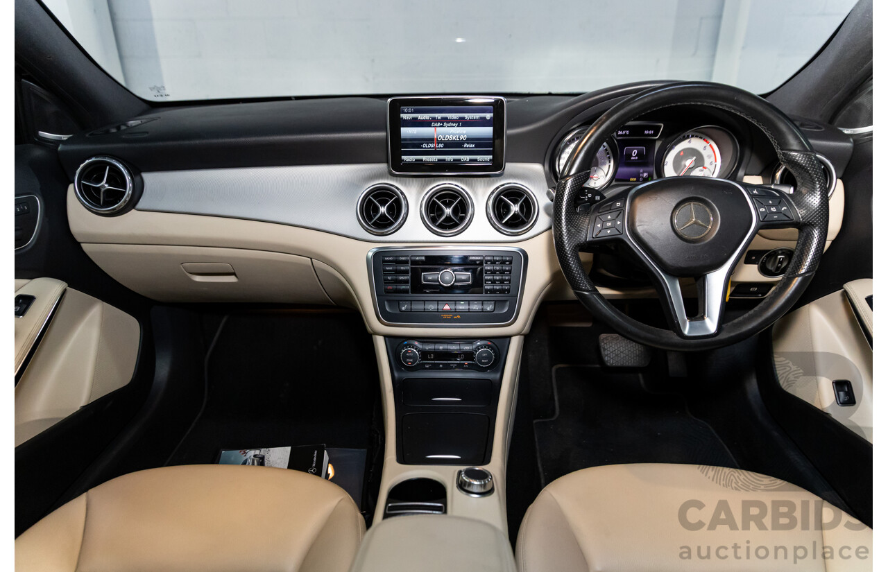 11/2014 Mercedes-Benz GLA200 CDI (FWD) X156 4d Wagon Cosmos Black Metallic Turbo 2.1L